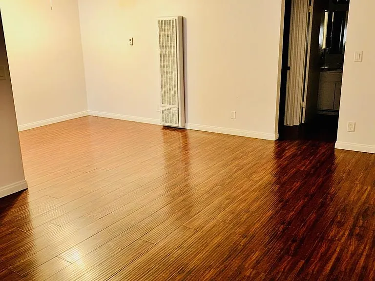 19925 Roscoe Blvd #213 — Photo 4
