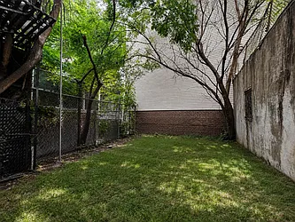 67A Lewis Avenue, #GARDEN