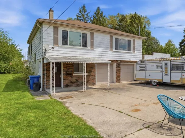 224 Lesperance Rd, Tecumseh, ON N8N 1W3