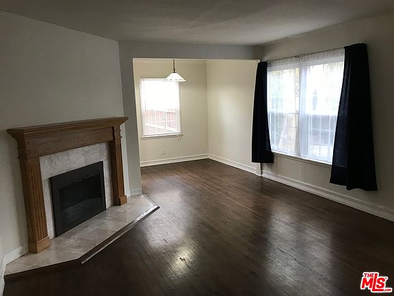 3rd image of 11323 Braddock Dr