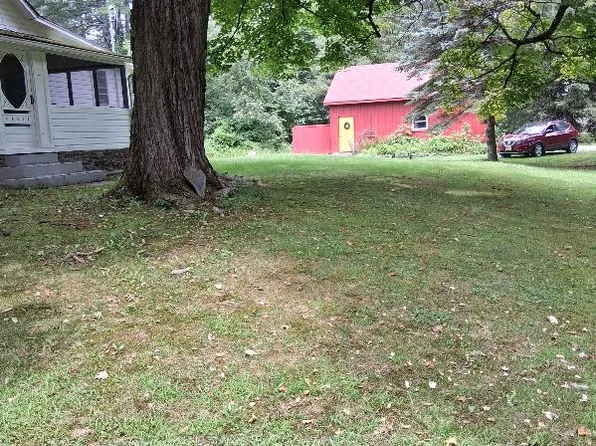 836 N Chodikee Lake Rd, Lloyd, NY 12528