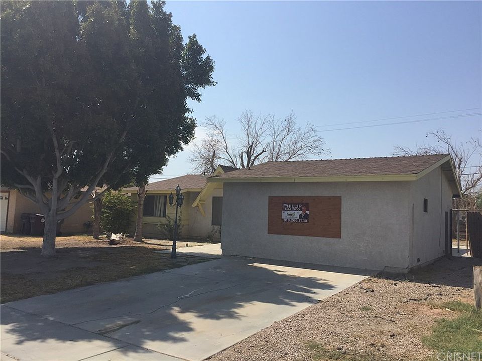 2nd image of 82235 El Paseo Ave