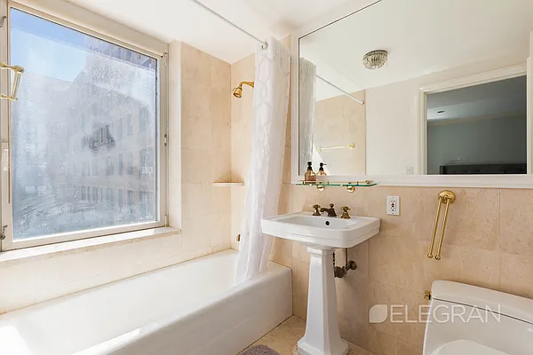 Rented by (Legacy) Elegran | media 17