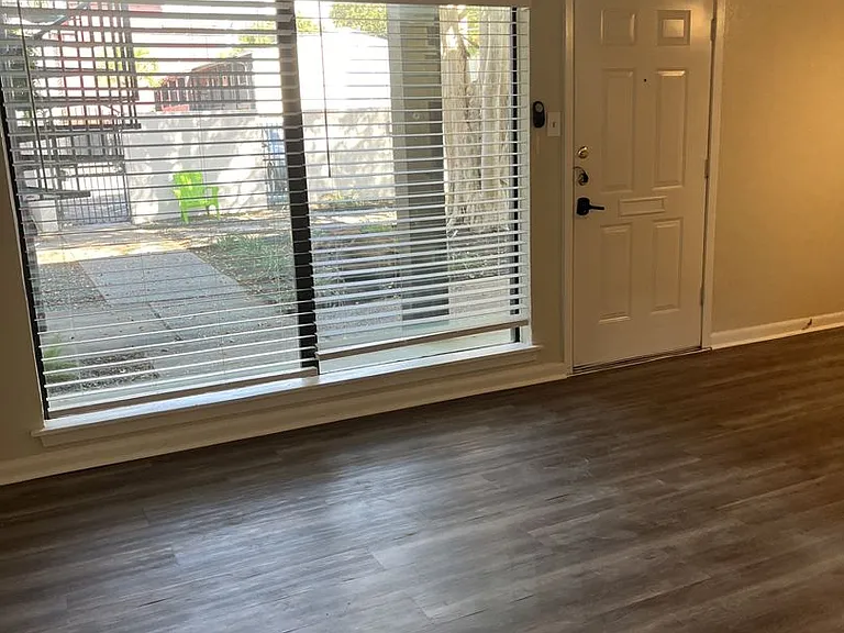1507 California St — Photo 3