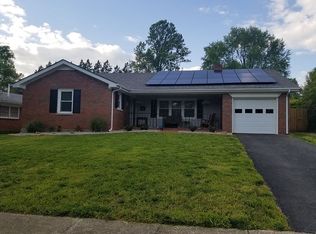 843 Pinkney Dr, Lexington, KY 40504