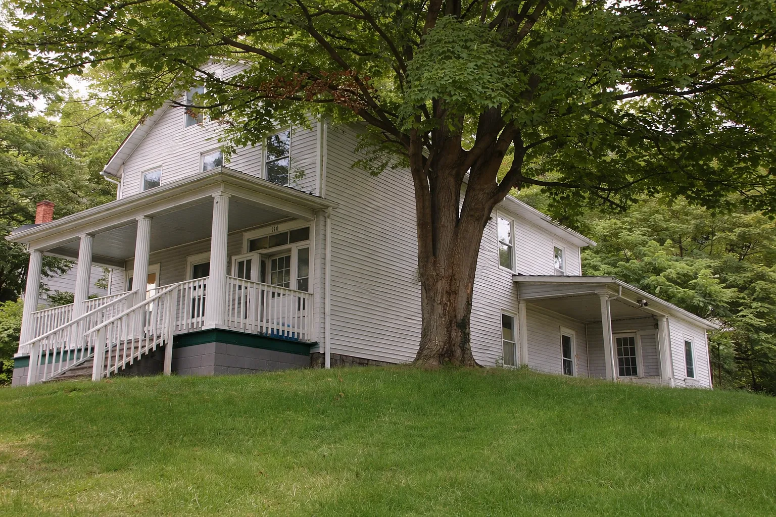 116 North Congress Street - Single House — Photo 1