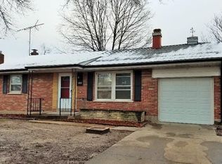 1300 Willingham Dr, Saint Louis, MO 63121