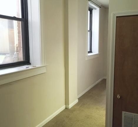 4th image of 1352 N Meridian St #108