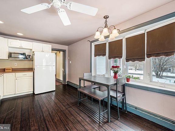 3rd image of 251 Pratts Dam Rd