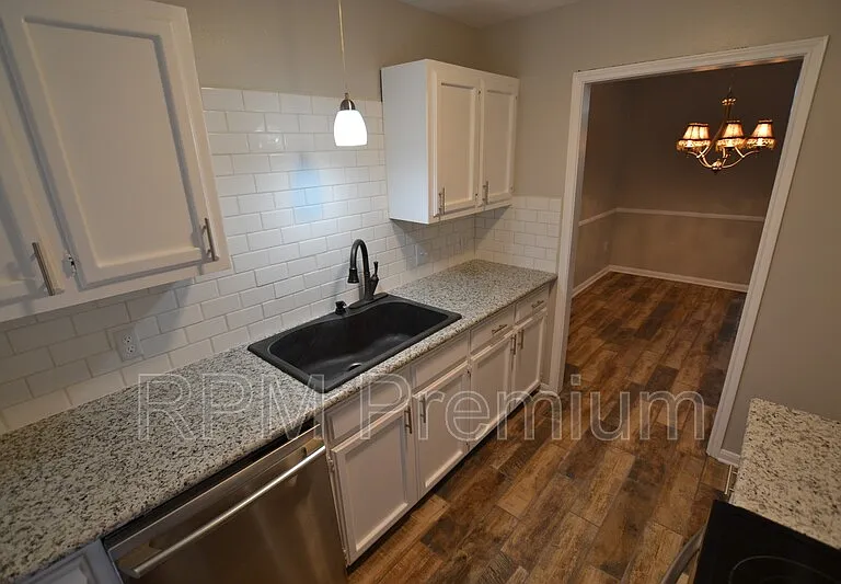 5157 Cumberland Cove Dr — Photo 10