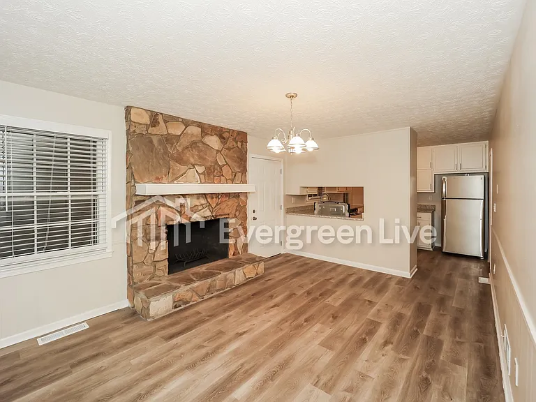600 Waterboy Rd — Photo 2