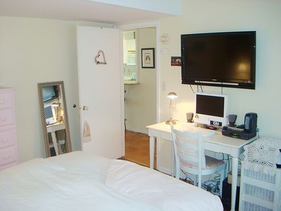 5th image of 129 S Highland Ave APT 4C1