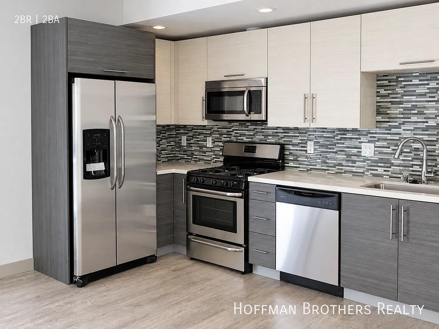 Newer 2-Bedroom With In-Unit Laundry, Balcony & Central A/C!! — Photo 2