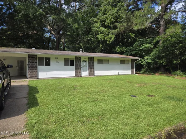 315 Sun Dr, Jackson, MS 39211