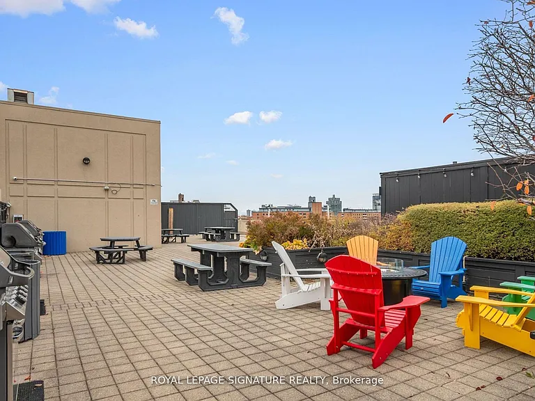 323 Richmond St E #405 — Photo 19