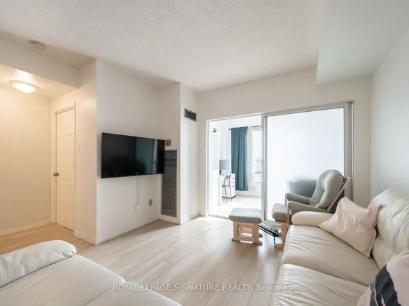 5800 Sheppard Ave E #316, Toronto, ON M1B 5J7