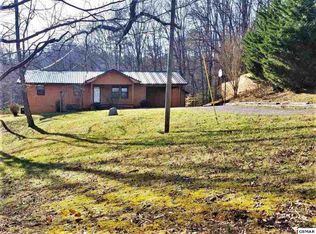 4130 Hillcrest Rd, Sevierville, TN 37862