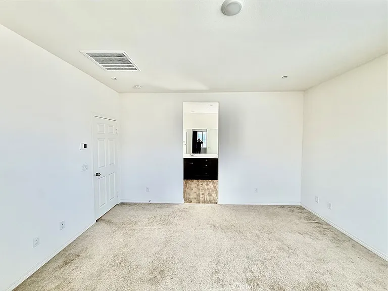 16458 Globetrotter St — Photo 20