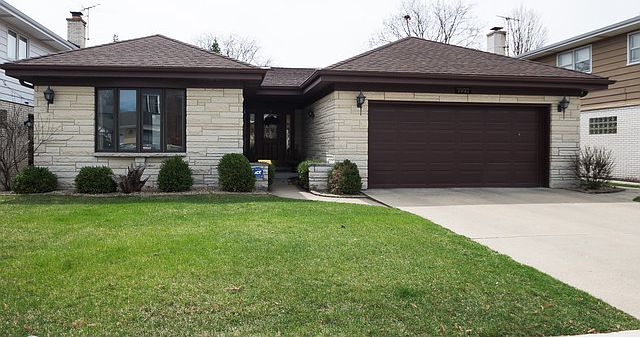 1st image of 7937 W Country Club Ln