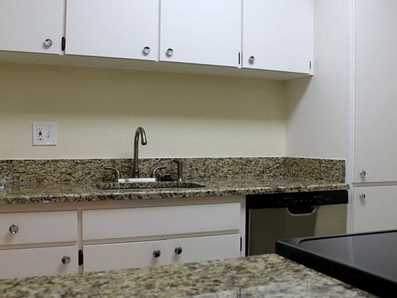 5th image of 115 S Lois Ave APT 128