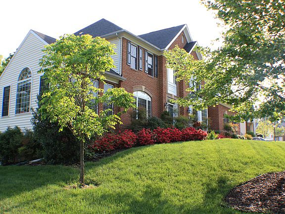 4th image of 3764 Stonewall Manor Dr