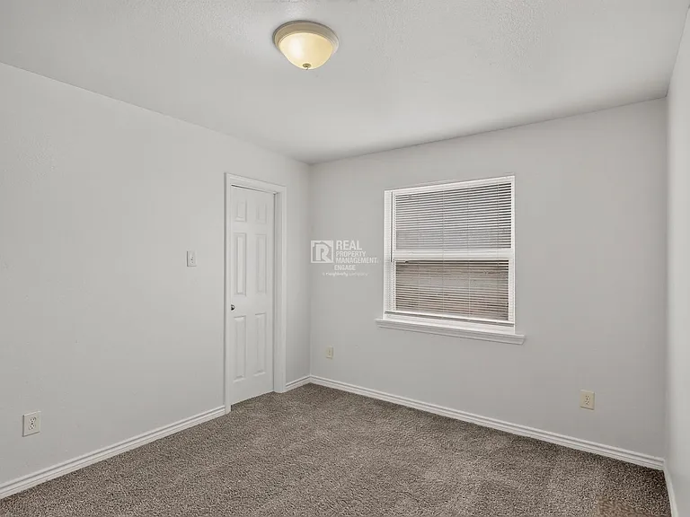 5620 Norris St — Photo 23