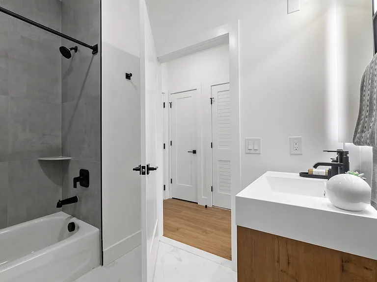 14 Merchant St. — Photo 10