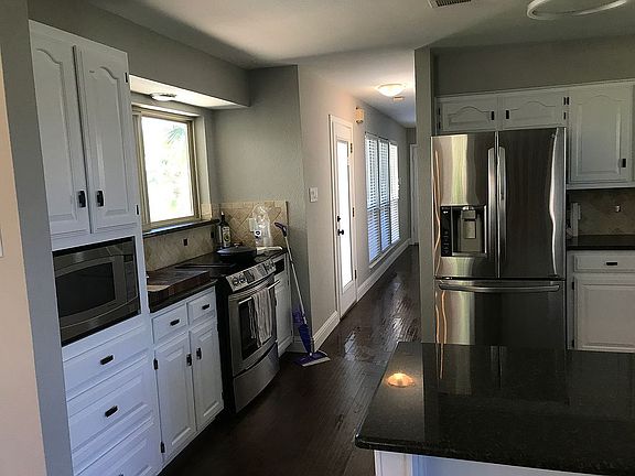 4th image of 2614 Briarwyck Ct