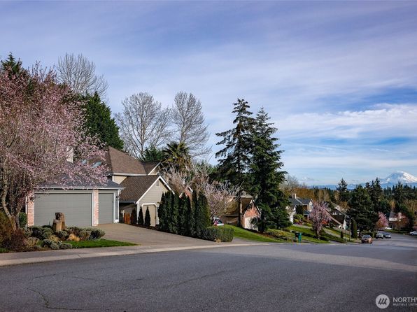 8404 126th Place SE, Newcastle, WA 98056