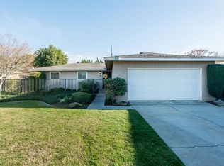5760 E Bernadine Dr, Fresno, CA
