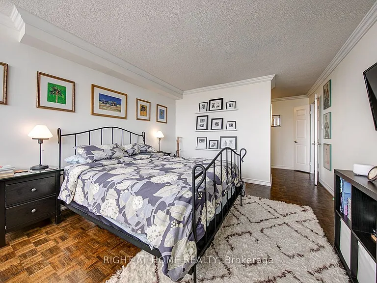 280 Simcoe St #1405 — Photo 33