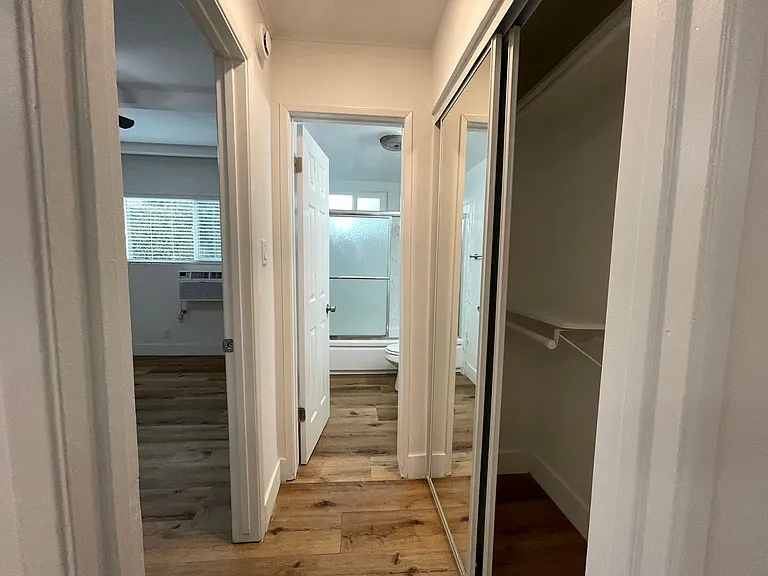 14410 Valerio St — Photo 16