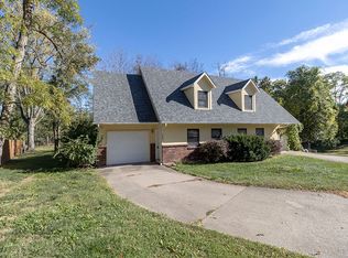 1304 S Millbrook Ct, Columbia, MO 65203