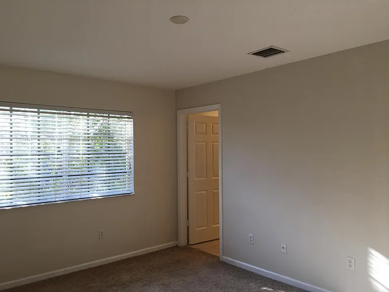 1213 Abaco Ln — Photo 7