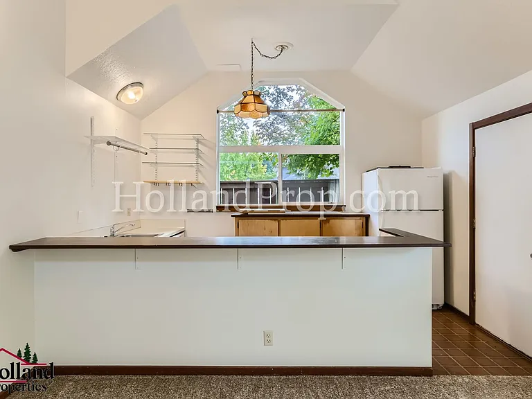 1719 Main St #1 — Photo 11