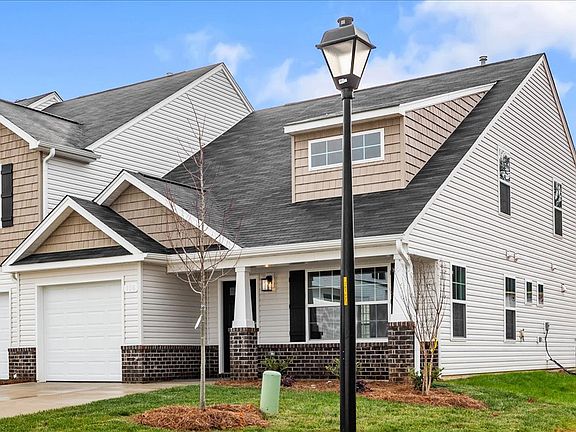 2nd image of 106 Pineberry Way