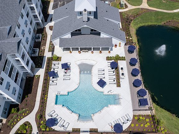 5th image of 400 Eden Roc Cir #424302