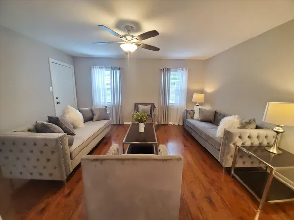 5206 Arboles Dr APT B3, Houston, TX 77035