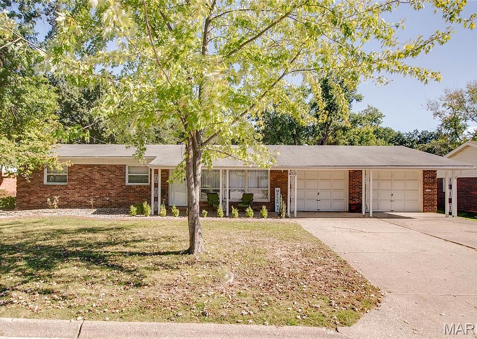 1st image of 4305 Briarcliff Dr