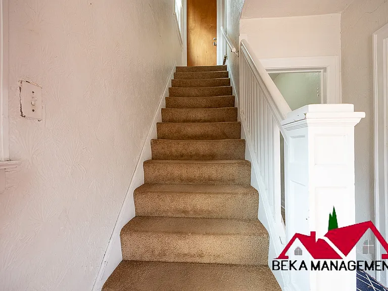 17158 Greenlawn St — Photo 3