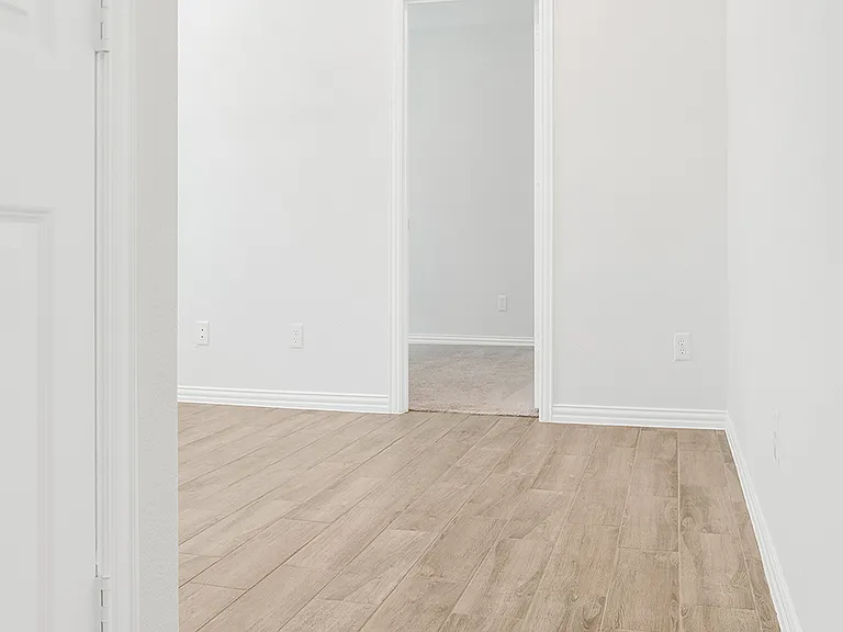 1120 Canuela Way — Photo 14