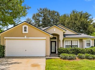 10220 Rising Mist Ln, Jacksonville, FL 32221