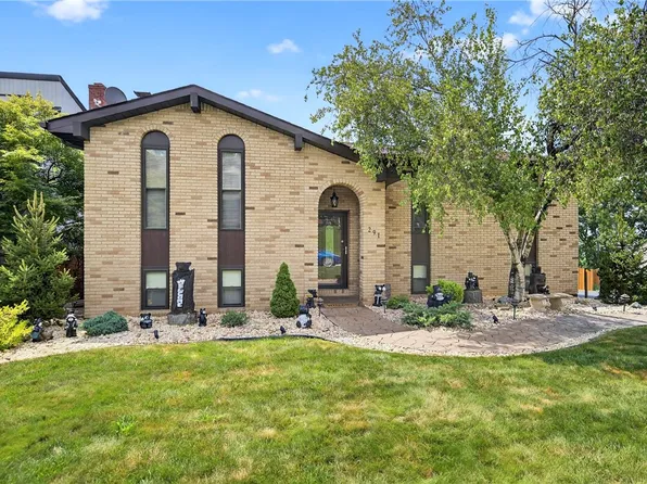 291 Davidson Dr, Charleroi, PA 15022