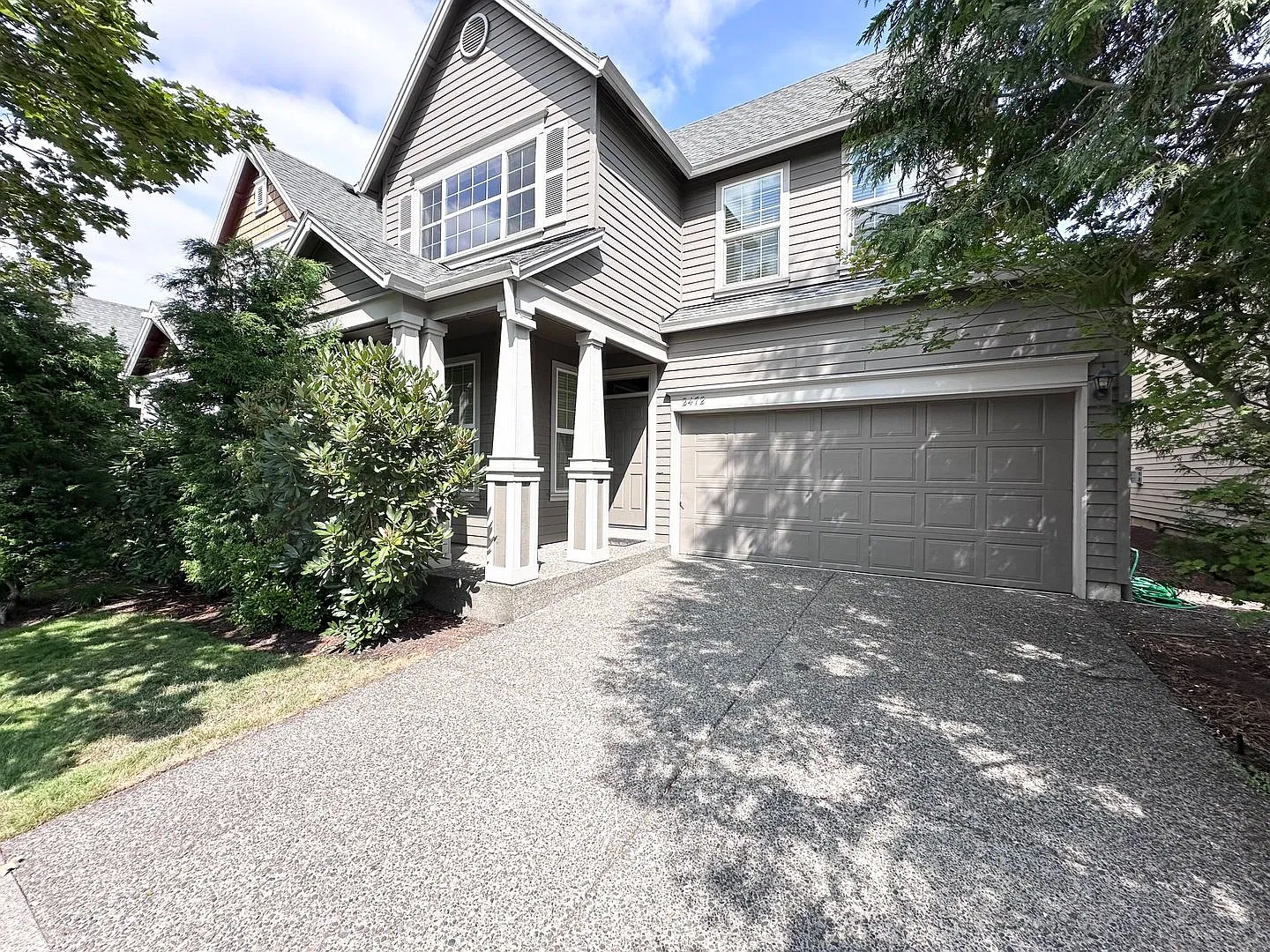 Beautiful 3-Bedroom Bethany Home with Office, A/C & Private Fenced Yard! — Photo 3