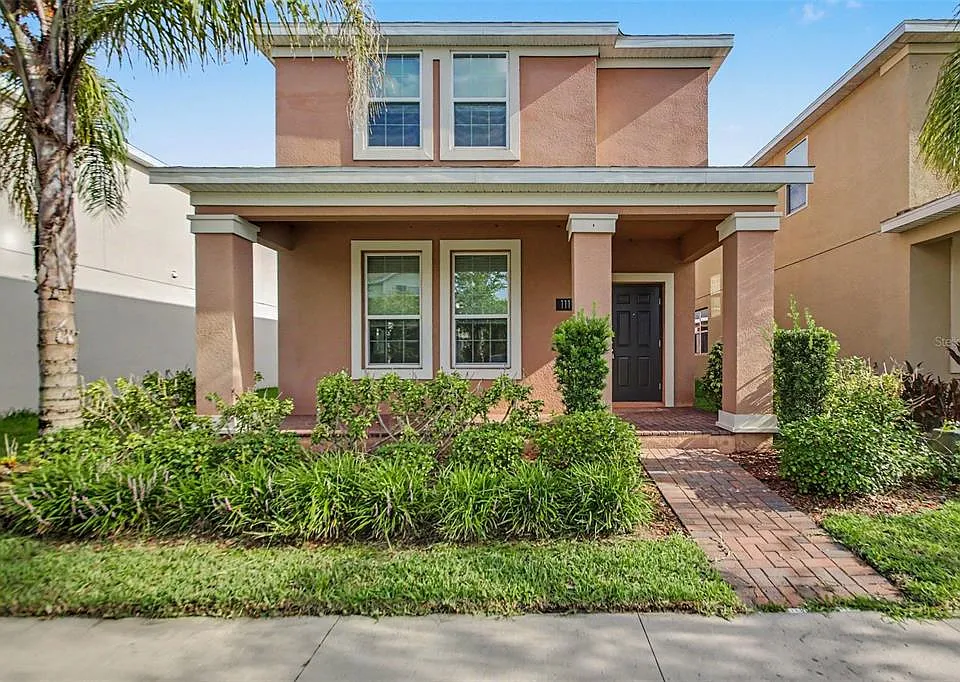 11118 Longleaf Woods Dr