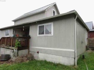 350 NE 6th St, Clatskanie, OR 97016