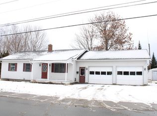 82 Duchess Ave, Newport, VT 05855