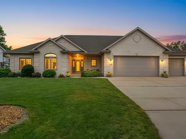 2981 Durham Rd, Green Bay, WI 54311