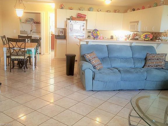 5th image of 618/620 SE 10th St