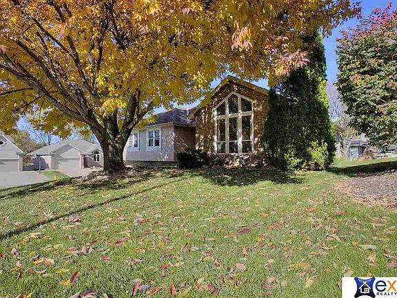 2nd image of 9120 Drexel Cir